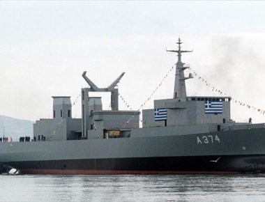 Σε ακριτικά νησιά ξανά το πολεμικό πλοίο «Προμηθεύς»